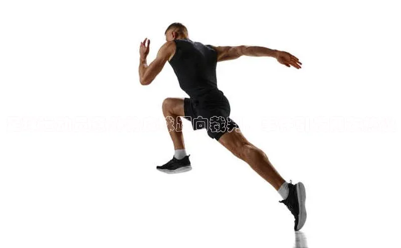 贝博官网下载百度百聘足球运动员意外将皮球踢向裁判，事件引发网友热议